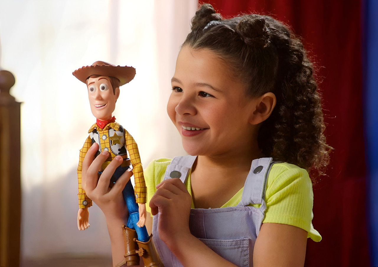 Disney Pixar Toy Story Signature Collection Talking Woody Action Figure