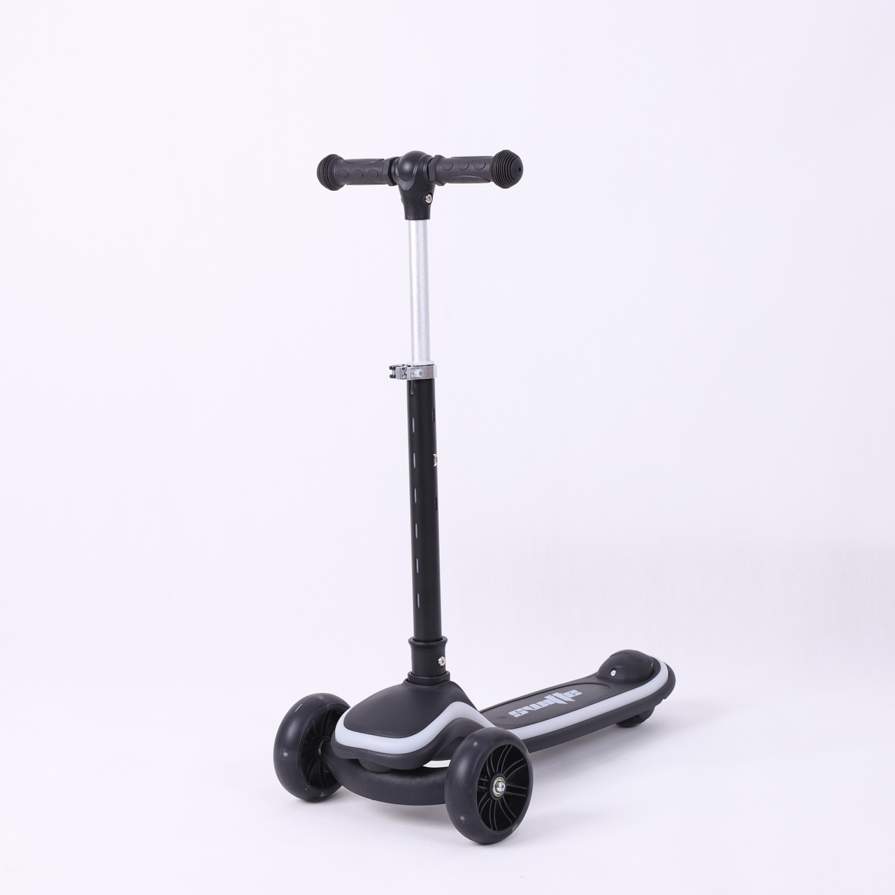 3 Wheel Light Up Scooter - Black