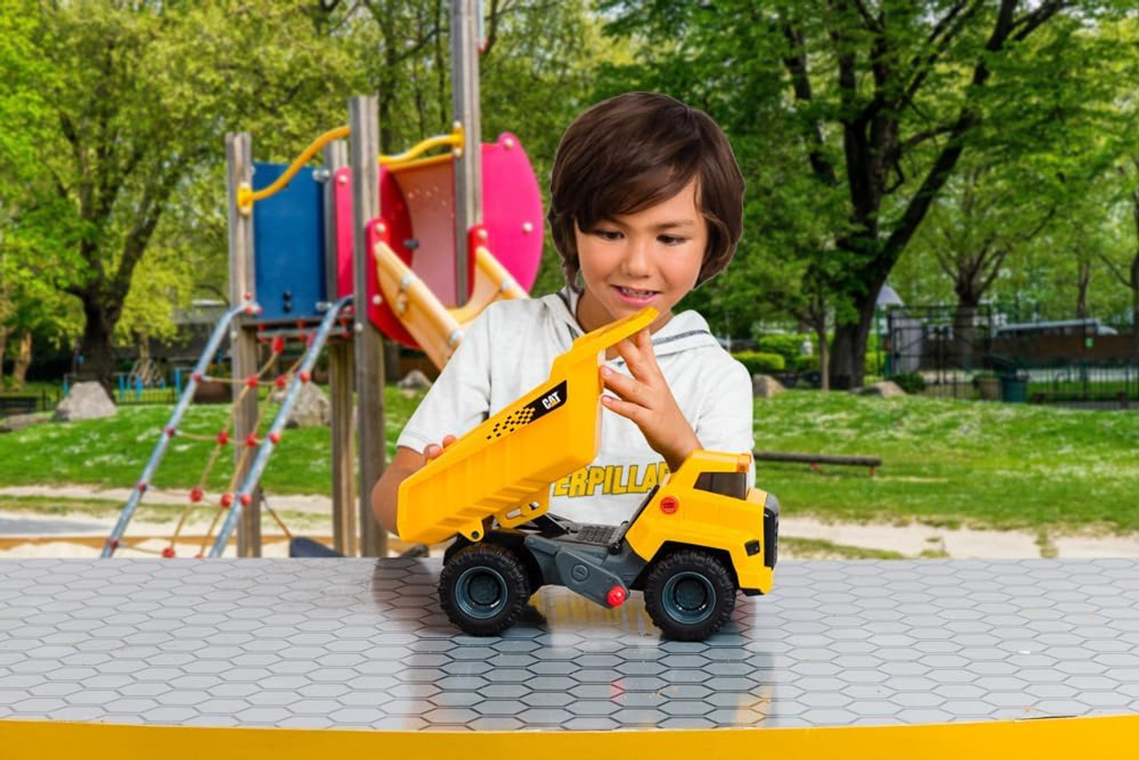 CAT Power Haulers 2.0 Dump Truck 12 inch CAT Power Haulers 2.0 Dump Truck 12 inch