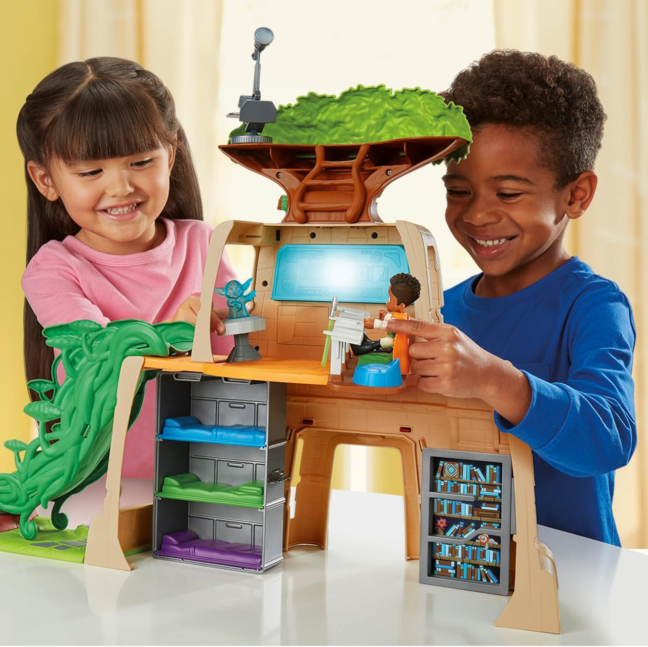 Star Wars: Young Jedi Adventures Tenoo Jedi Temple Playset