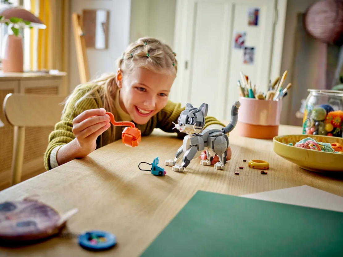 LEGO Creator Playful Cat 31163