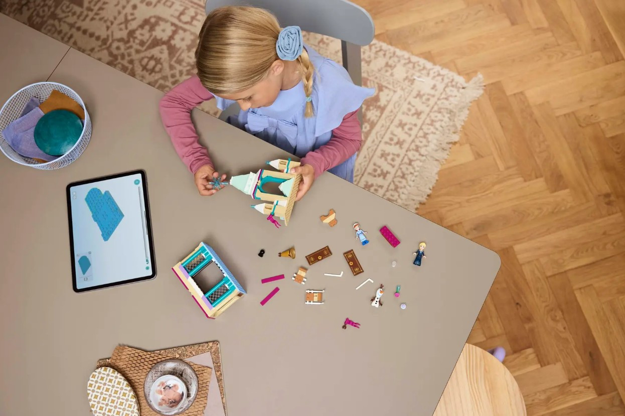 LEGO Disney Arendelle Frozen Castle 43265