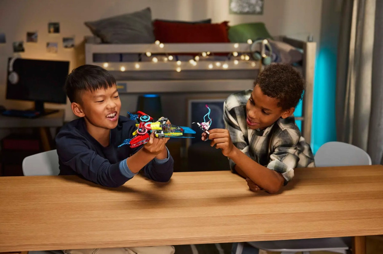 LEGO DREAMZzz Cooper's Gaming Controller Jet 71489