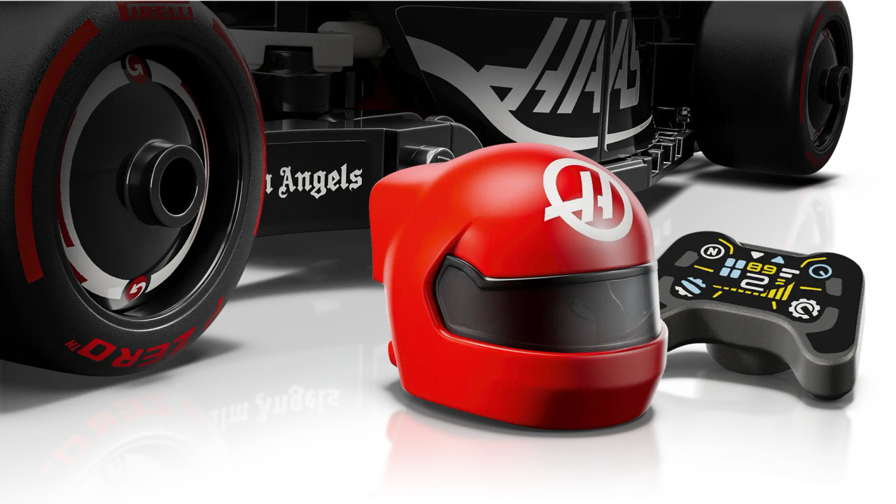 LEGO Speed Champions MoneyGram Haas F1 Team VF-24 Race Car 77250