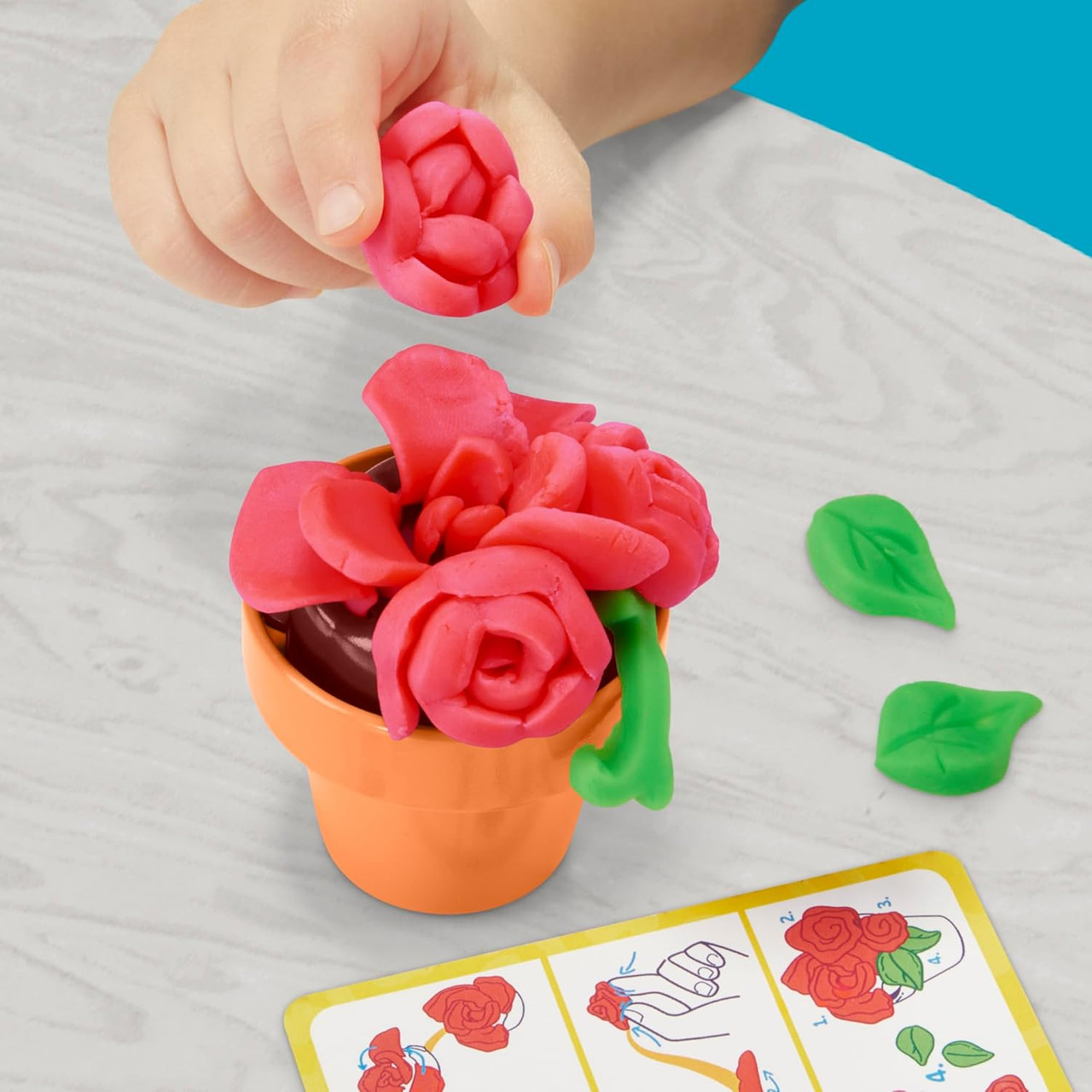 Play-Doh Blooming Flowers Playset Play-Doh Blooming Flowers Playset