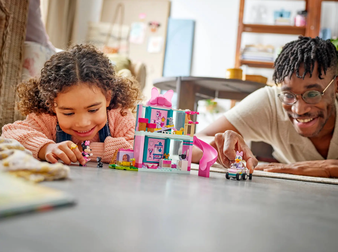 LEGO Disney Mickey and Freinds Minnie's Pet Hotel