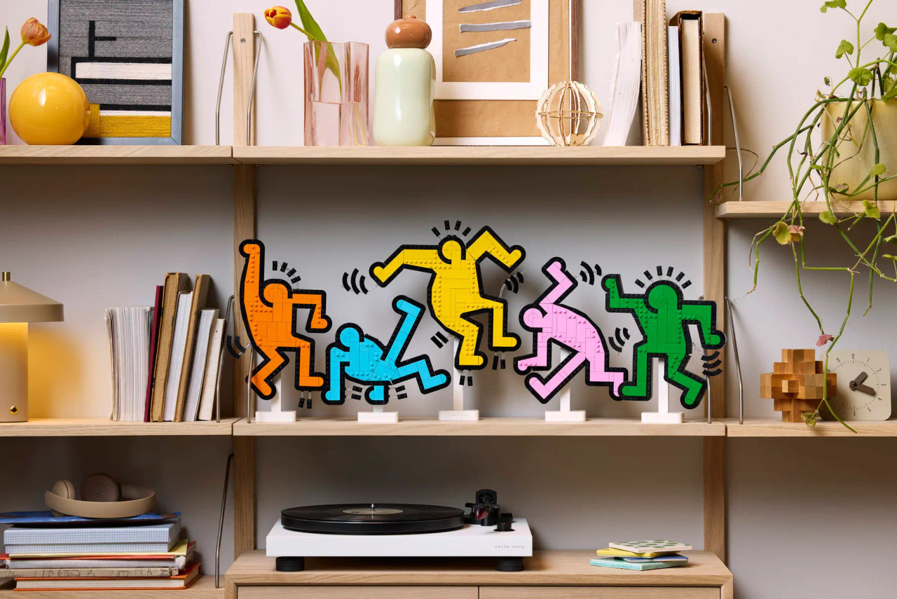 LEGO Art Keith Haring Dancing Figures 31216 LEGO Art Keith Haring Dancing Figures 31216