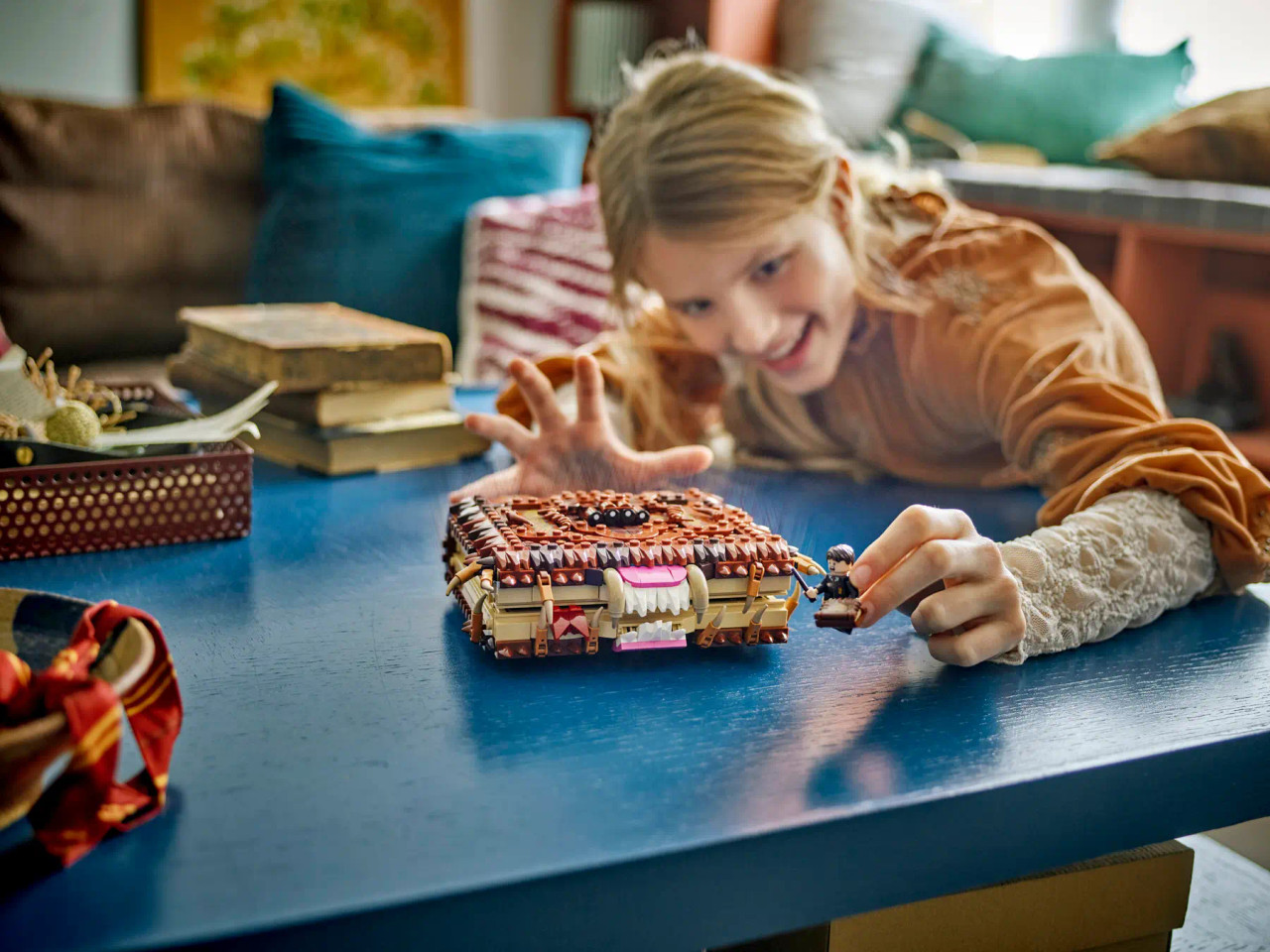 LEGO Harry Potter Chomping Monster Book of Monsters 76449