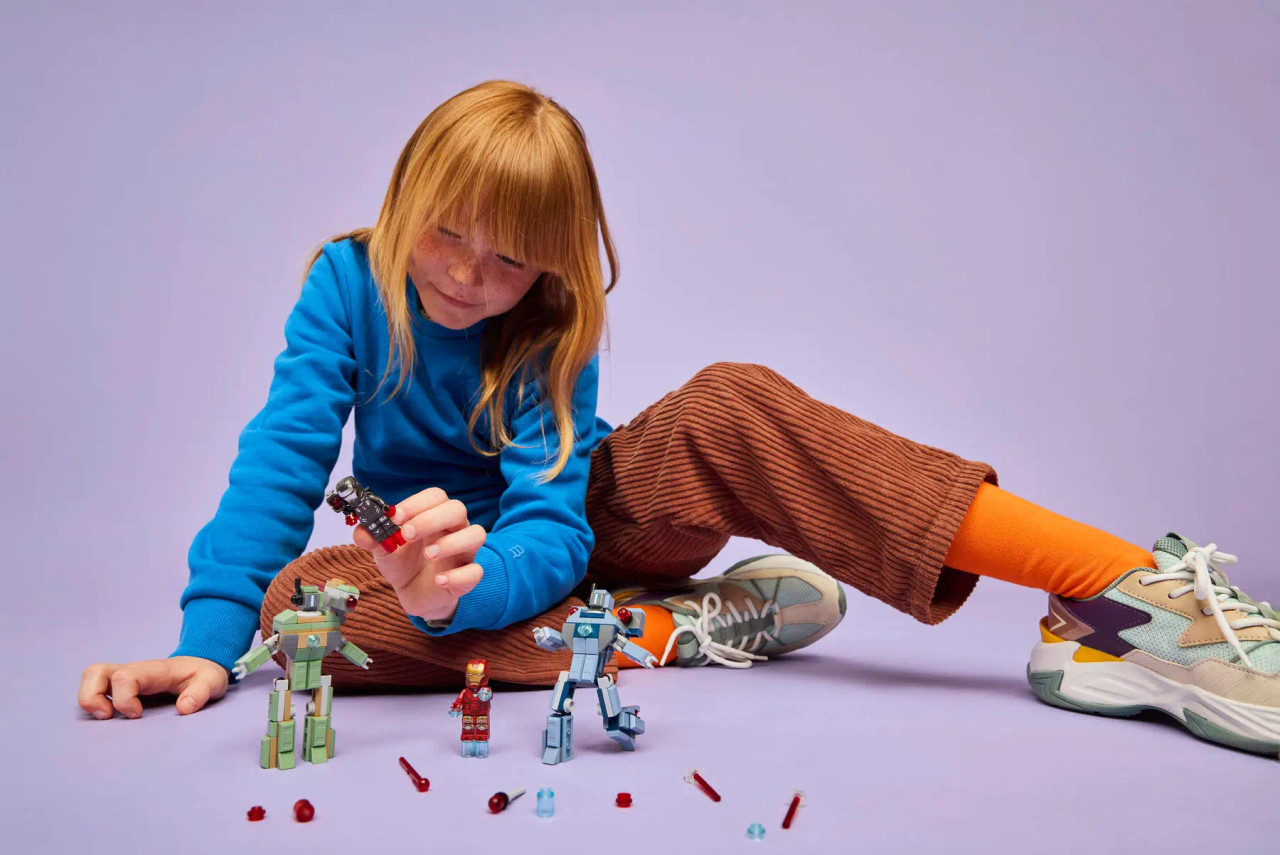 LEGO Marvel Iron Man & War Machine vs. Hammer Drones 76320