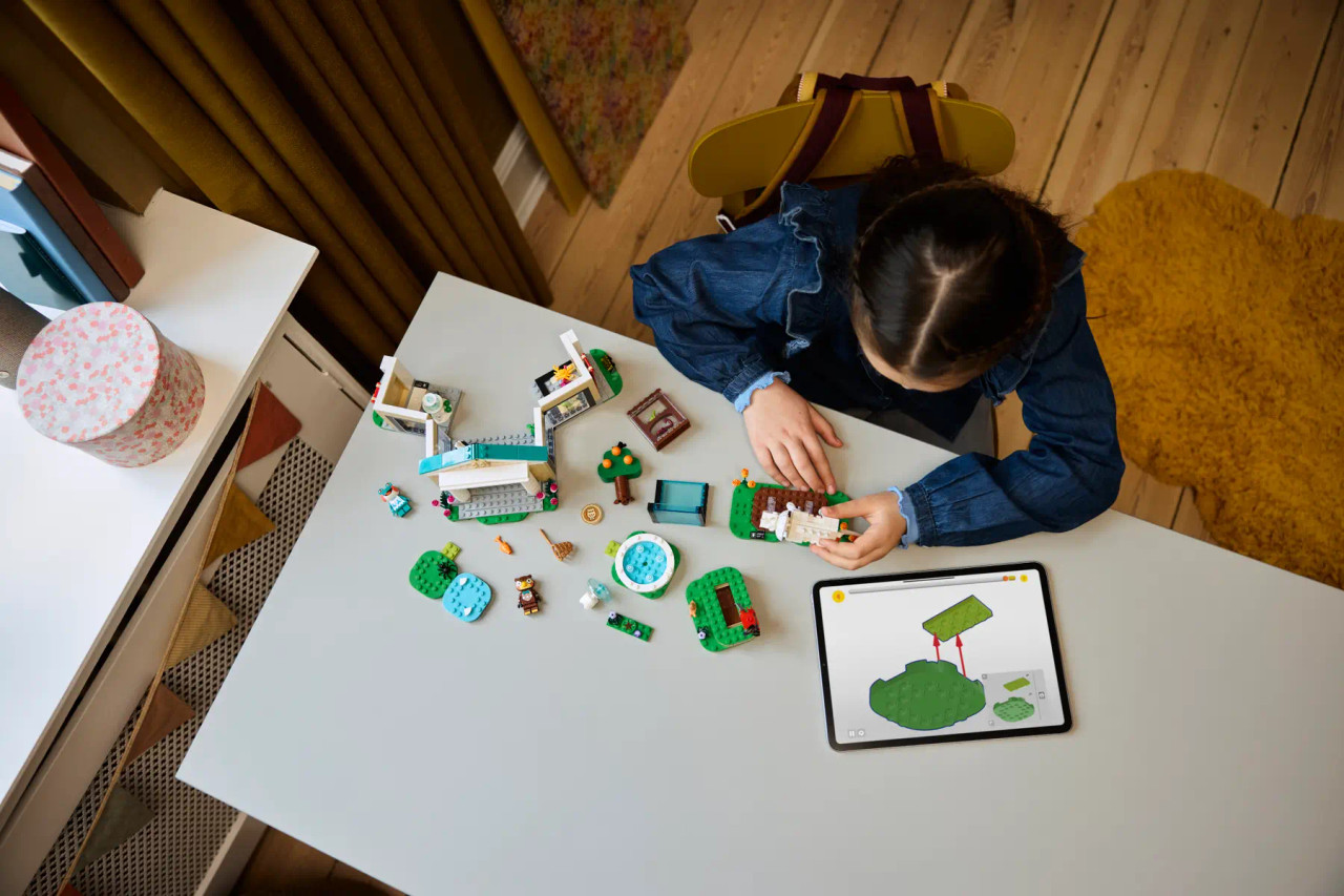 LEGO Animal Crossing Blathers's Museum Collection 77056 LEGO Animal Crossing Blathers's Museum Collection 77056