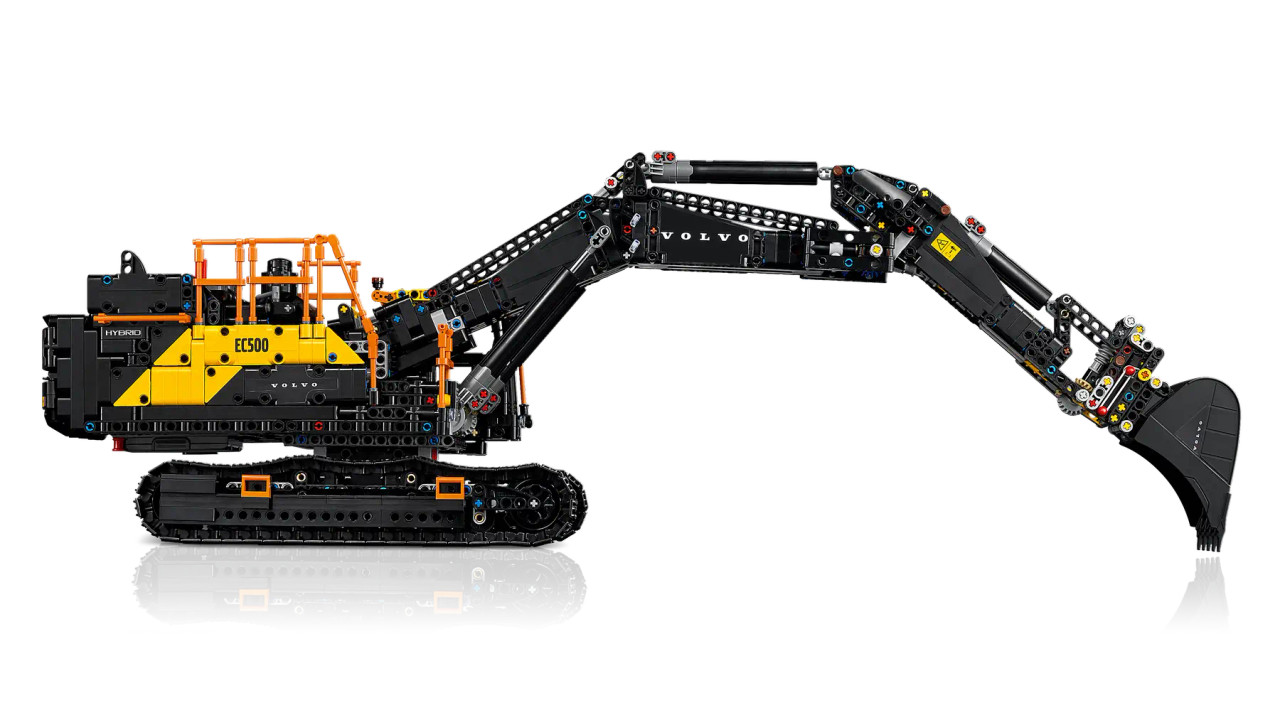 LEGO Technic Volvo EC500 Hybrid Excavator 42215