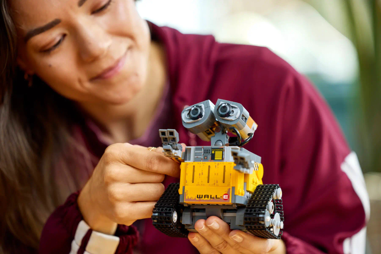 LEGO Disney WALL-E and EVE 43279