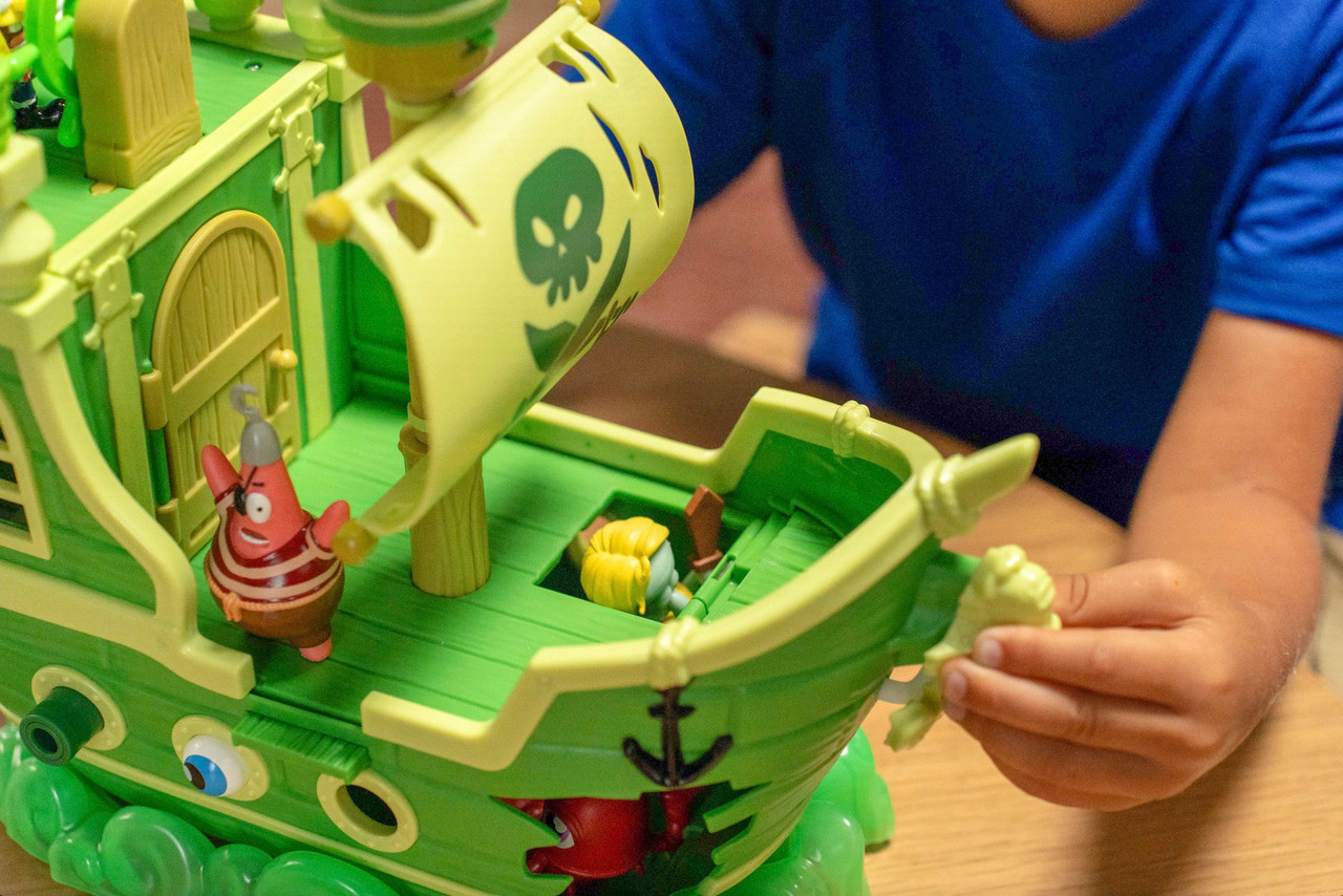 Spongebob Squarepants Movie Flying Dutchman Ship