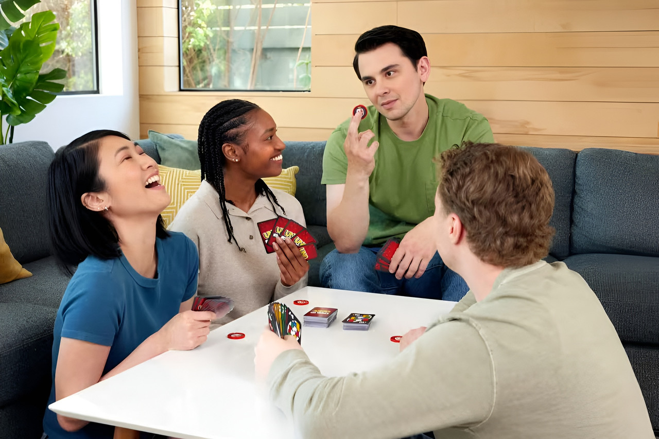 UNO Show 'Em No Mercy Card Game Expansion Pack