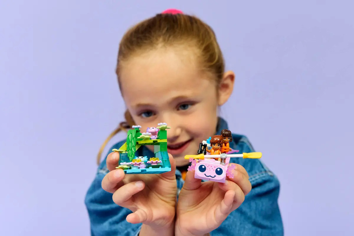 LEGO Friends Axolotl Adventure Boat 42681