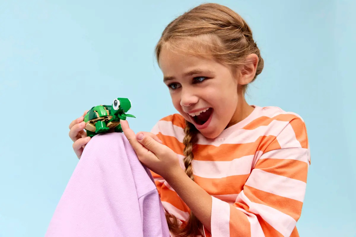 LEGO Creator 3-in-1 Turtle with a Water Lily Flower 31377