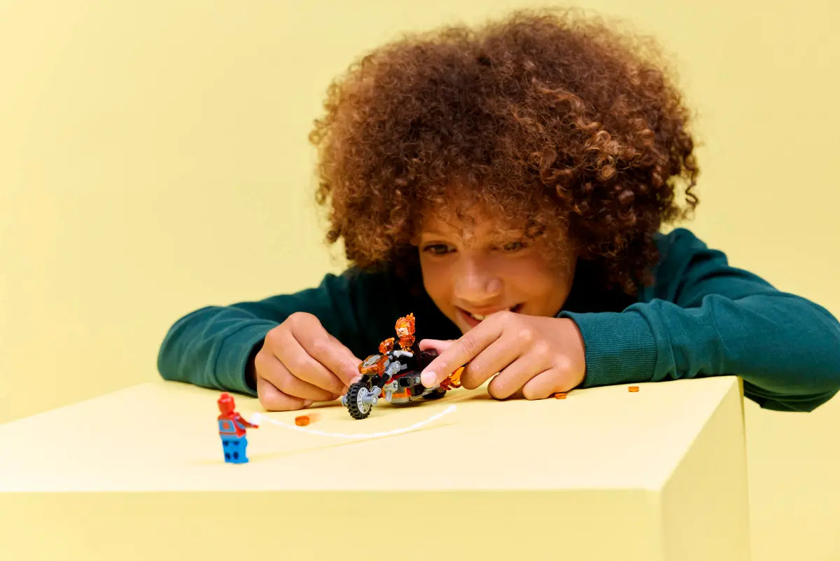 LEGO Marvel Spider-Man vs. Ghost Rider Motorcycle 76335