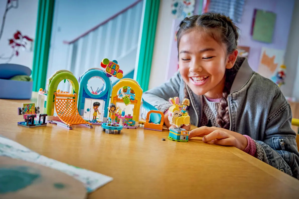 LEGO Friends Fun Indoor Playground 42686