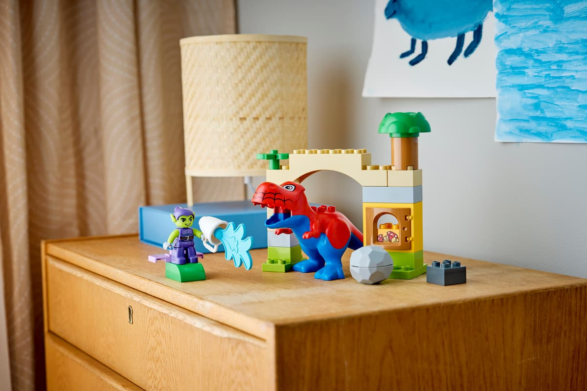 LEGO Marvel Dinosaur Spidey-Rex vs. Green Goblin 10463