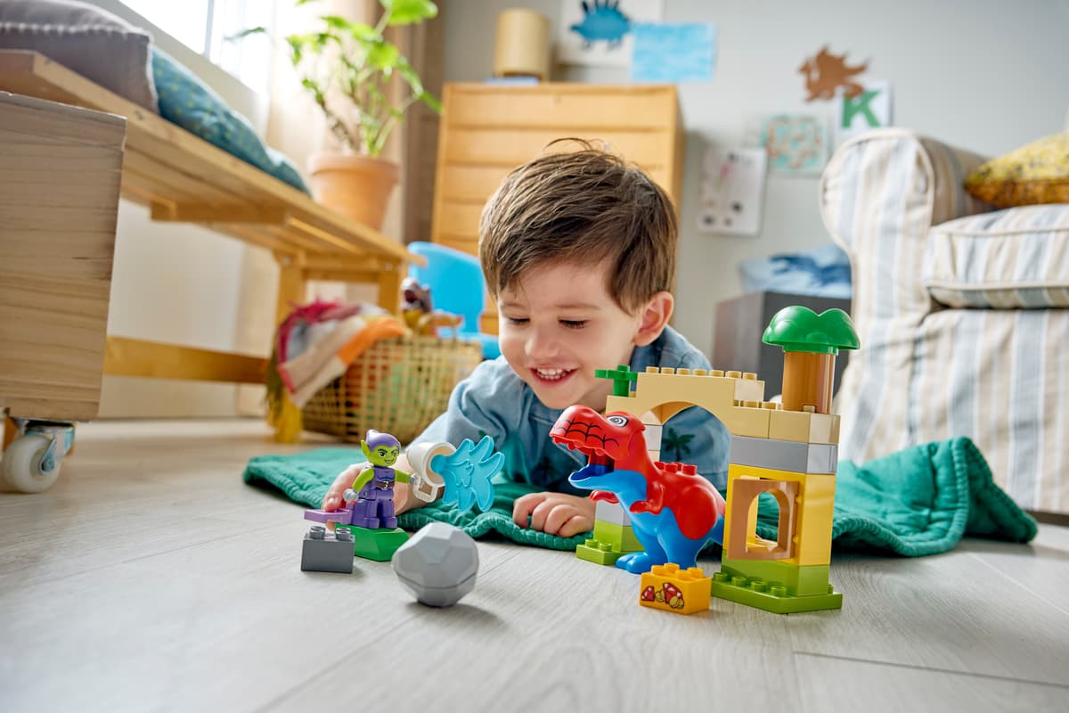 LEGO Marvel Dinosaur Spidey-Rex vs. Green Goblin 10463