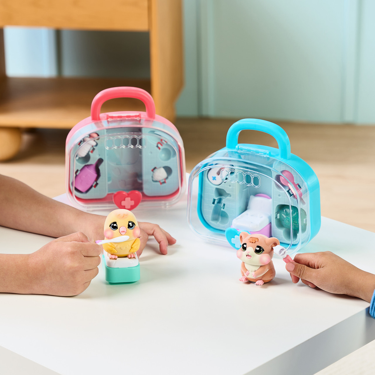 Little Live Pets Ouchies Vet Kit S2