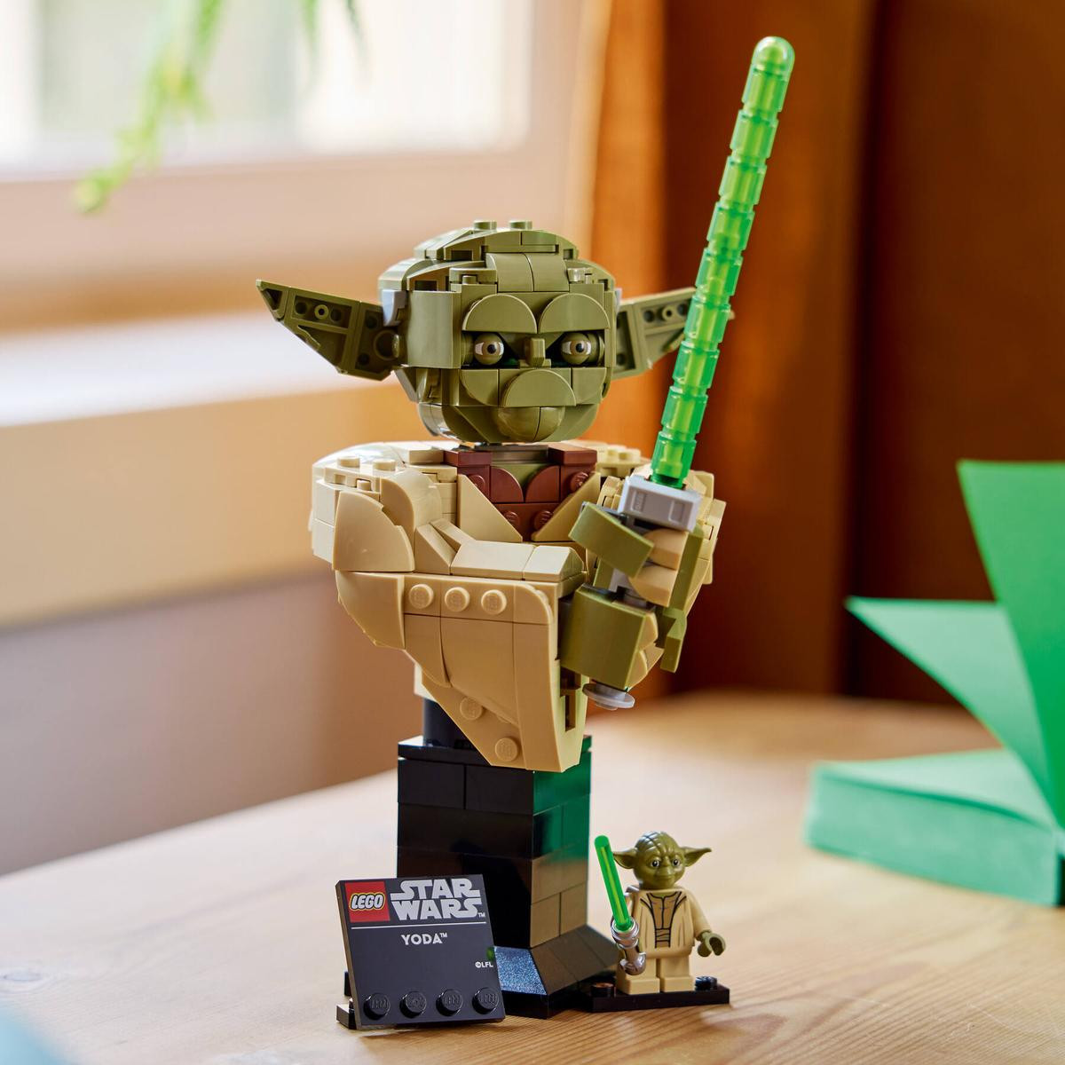 LEGO Star Wars Yoda Bust 75438