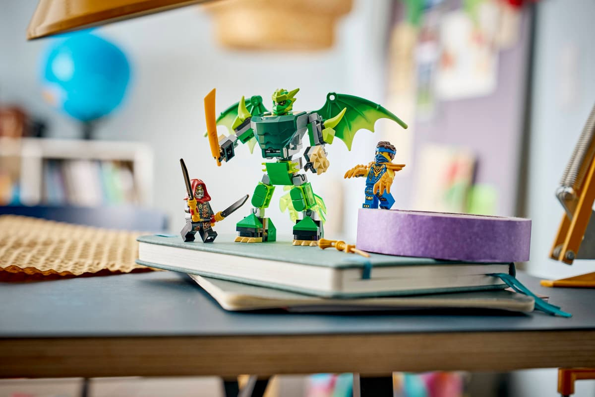 LEGO Ninjago Lloyd's Dragon Mech Battle Pack 71862