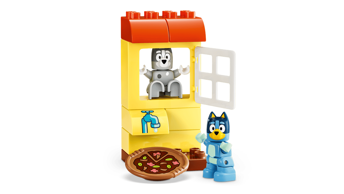 LEGO DUPLO Pizza Girls with Muffin and Bluey 10469