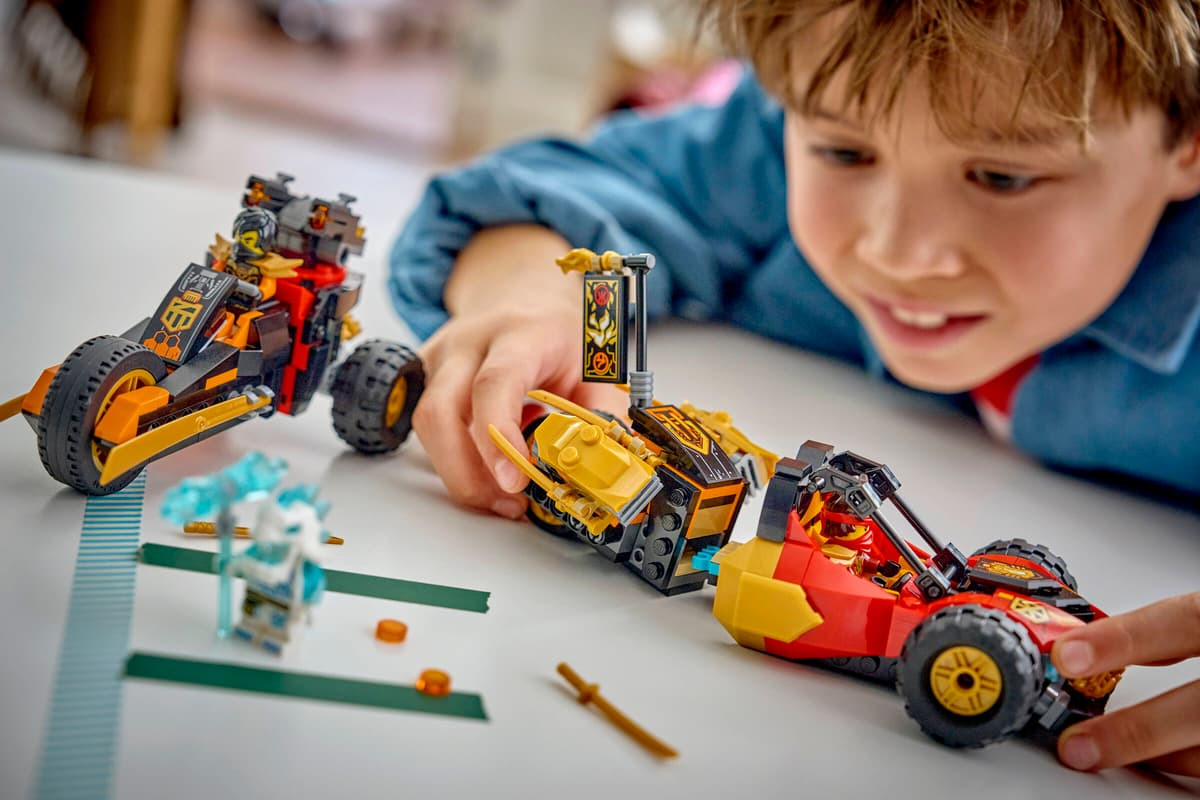 LEGO Ninjago Kai and Cole's Combiner Vehicles 71864