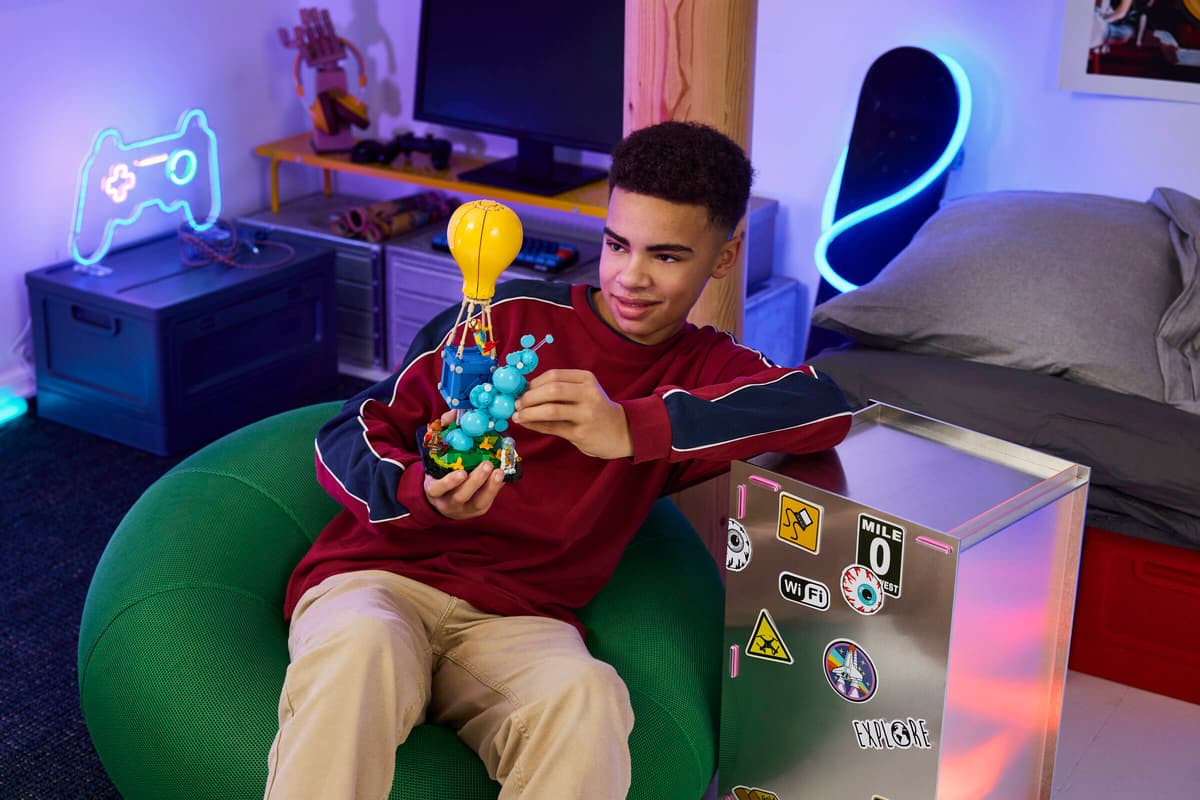 LEGO Fortnite Supply Drop 77080