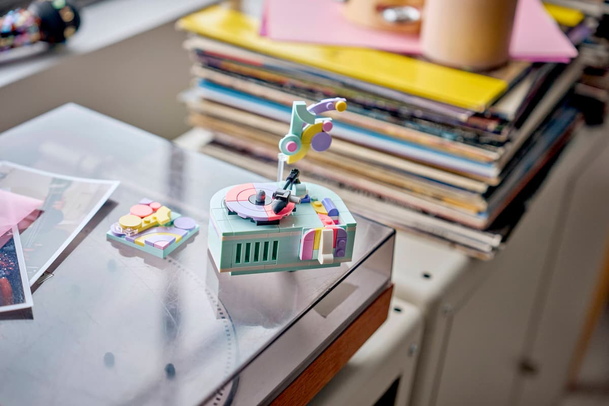 LEGO Creator 3-in-1 Music Decor Piano with Cat 31392