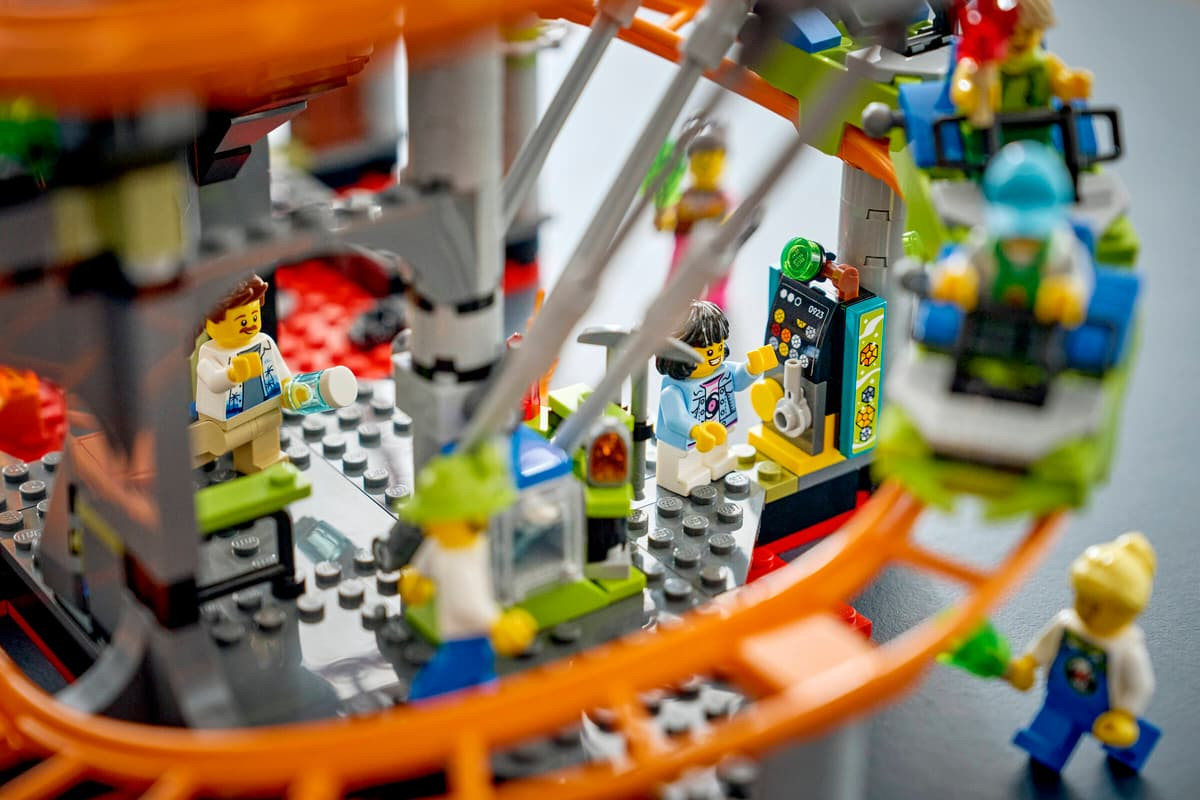 LEGO City Lava Land Roller Coaster Park 60501