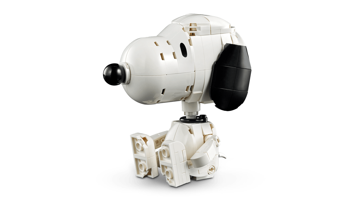 LEGO Ideas Peanuts: Snoopy's Doghouse 21368