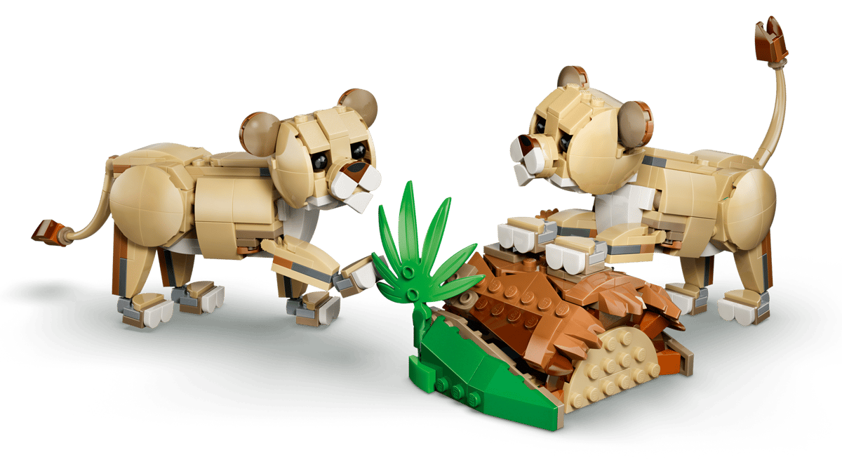 LEGO Creator 3-in-1 Wild Animals: Majestic Lion 31386