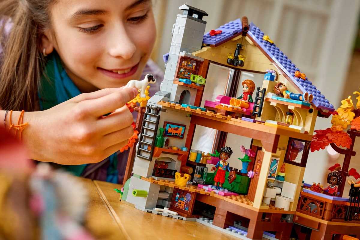 LEGO Friends Cozy Fall Forest Cabin 42705
