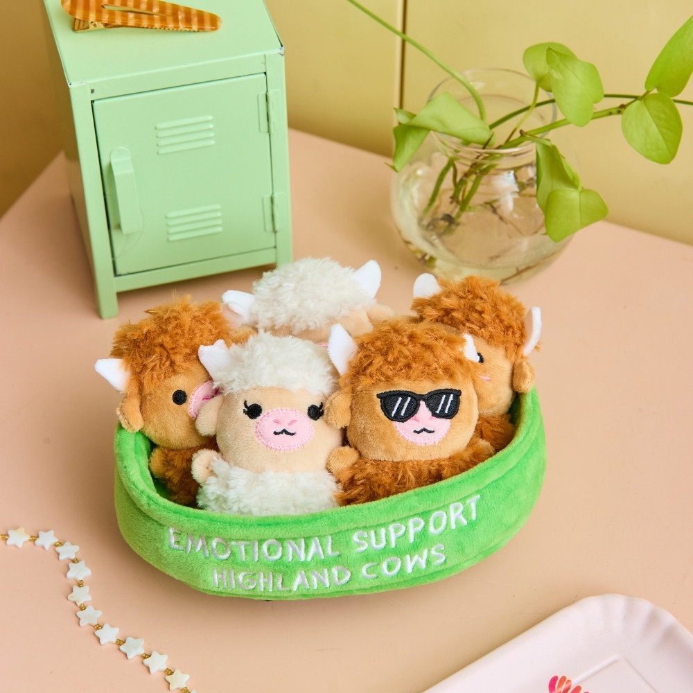 Emotional Support Pals - Highland Cows Plush