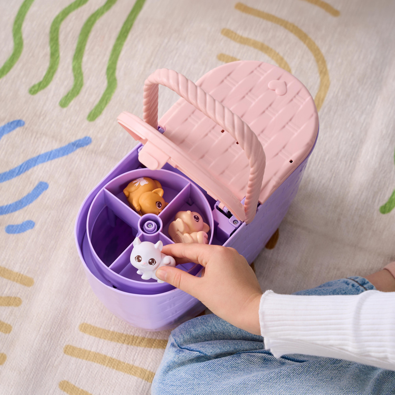 Little Live Pets Mama Surprise Kittens Playset