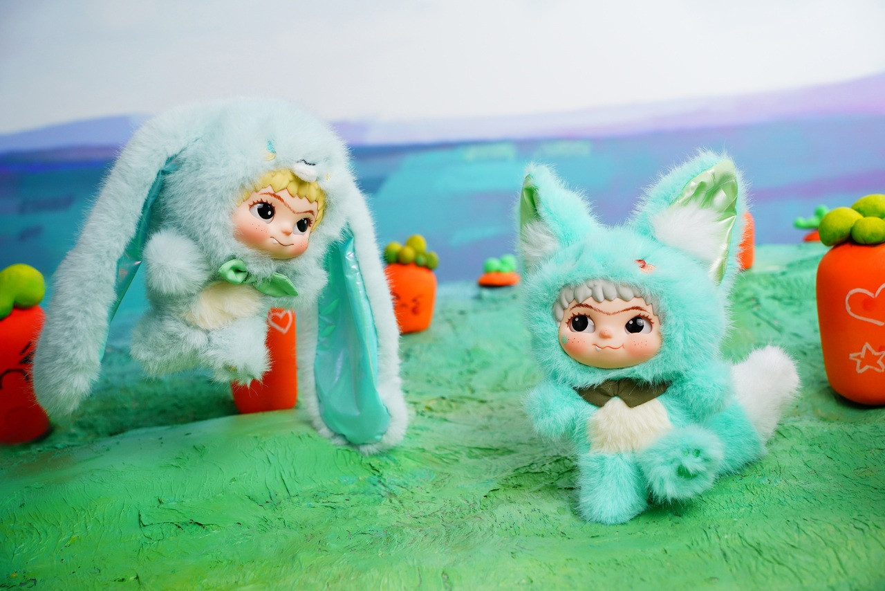 Wakuku Bunny & Fox Mischief Diary Series Figures 