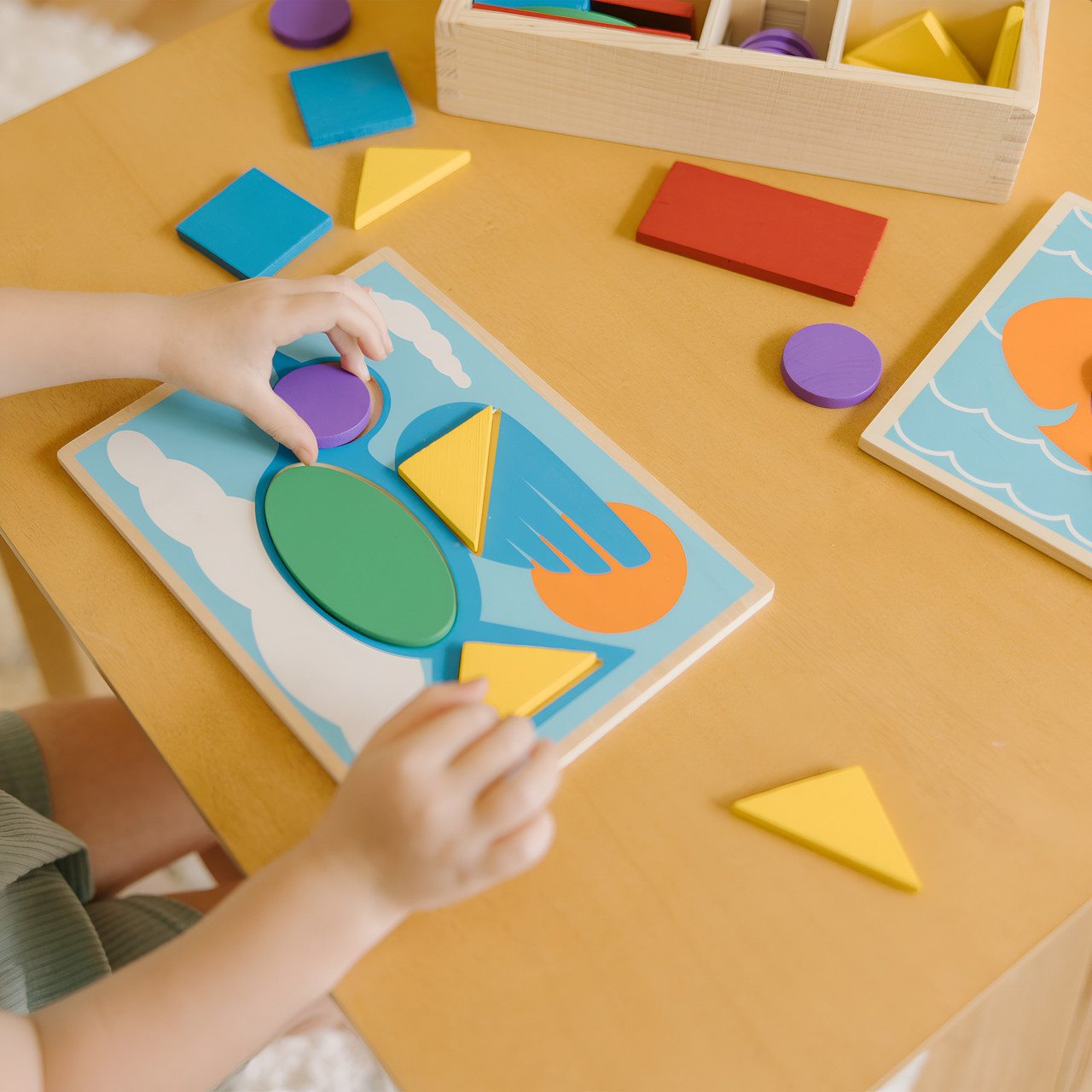 Melissa & Doug - Beginner Pattern Blocks