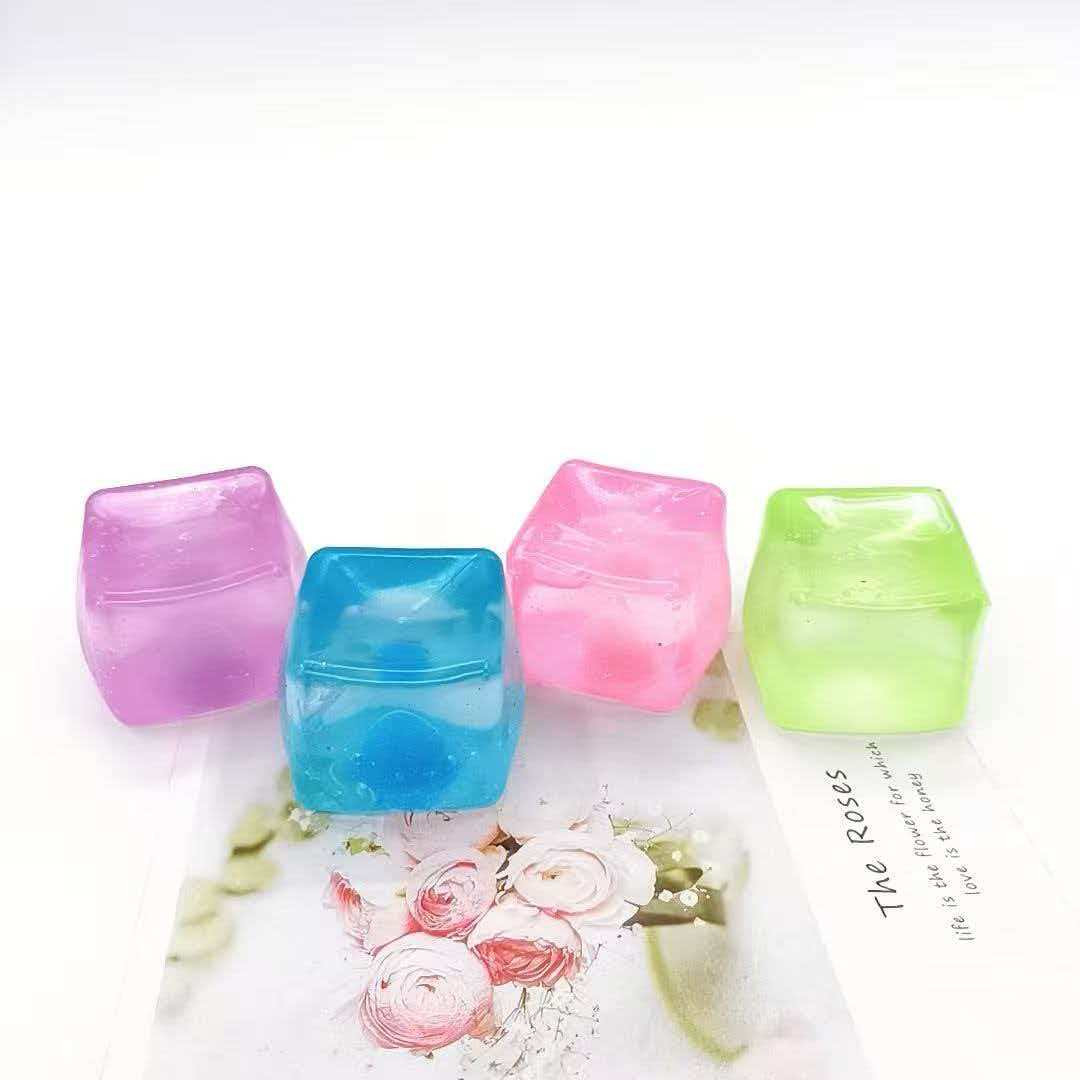 Squishy Cube V2 