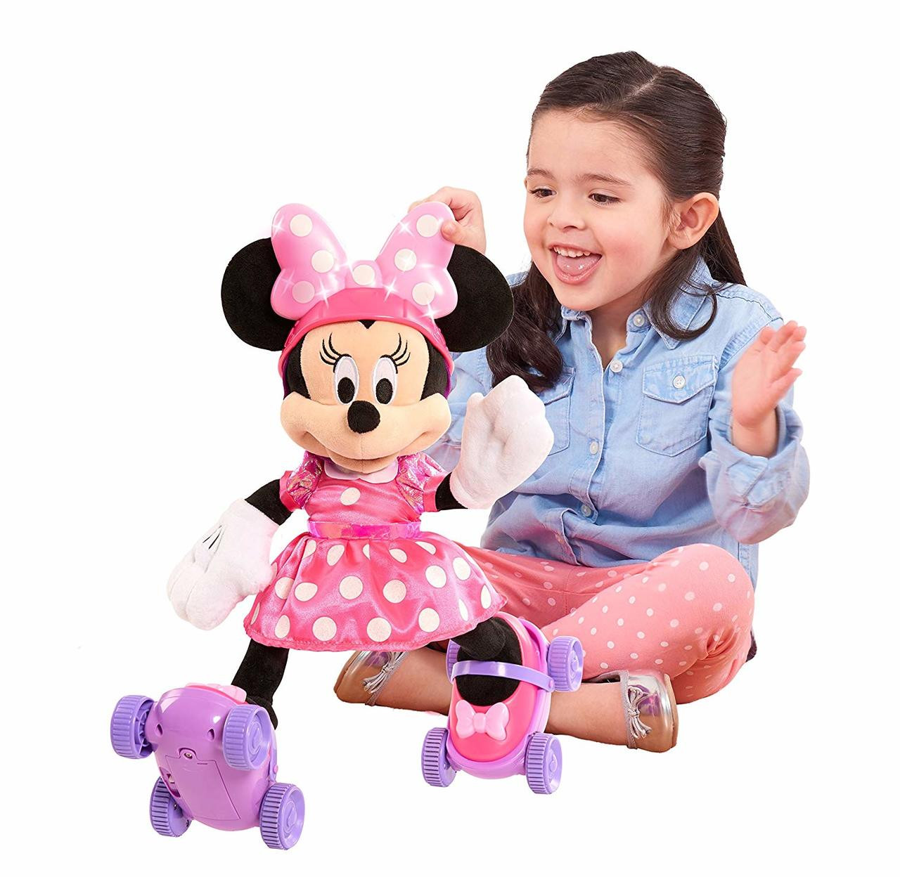 roller skating minnie mouse toy