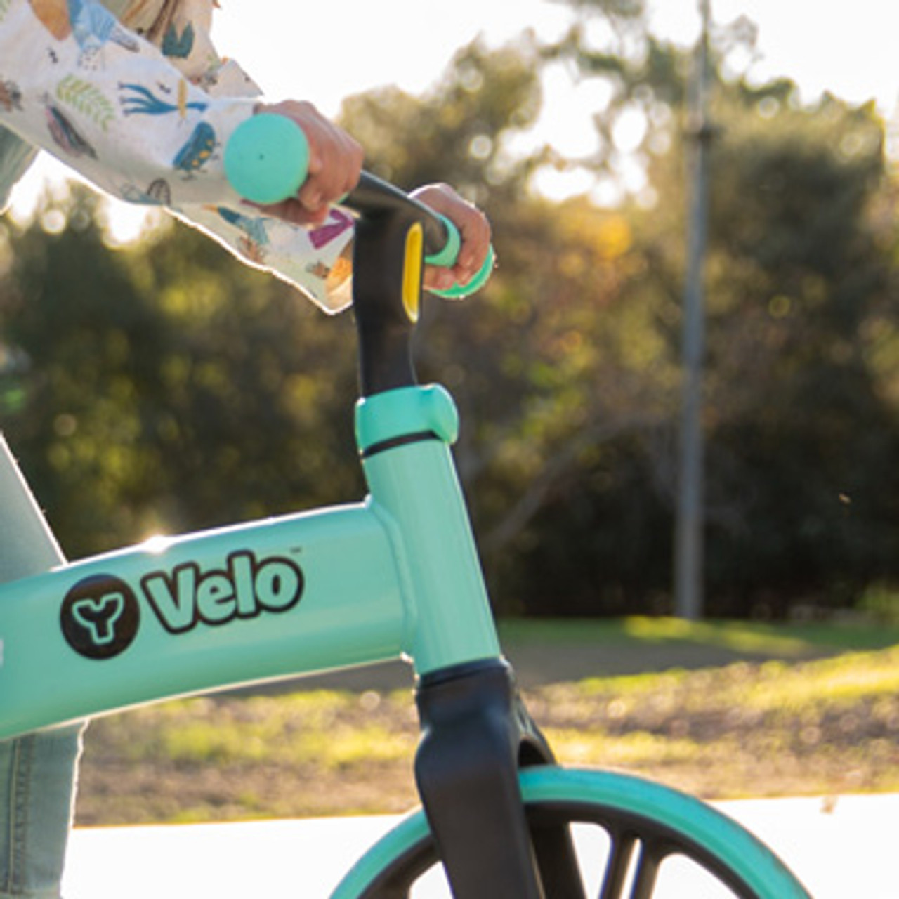 velo balance bike green