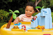 Little Tikes Island Wavemaker Water Activity Table