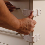 Dreambaby Angle Lock 2 Pack Dreambaby Angle Lock 2 Pack