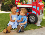 Little Tikes 2-in-1 Pretend Play Food Truck Kitchen Little Tikes 2-in-1 Pretend Play Food Truck Kitchen