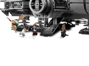 LEGO Star Wars Millenium Falcon 75192 LEGO Star Wars Millenium Falcon 75192