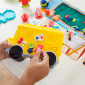 Play-Doh School Day Adventures Playset with Playmat
