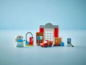 LEGO DUPLO McQueen's Visit to Doc's Garage LEGO DUPLO McQueen's Visit to Doc's Garage