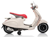 Vespa 946 Scooter 6V - White