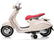 Vespa 946 Scooter 6V - White